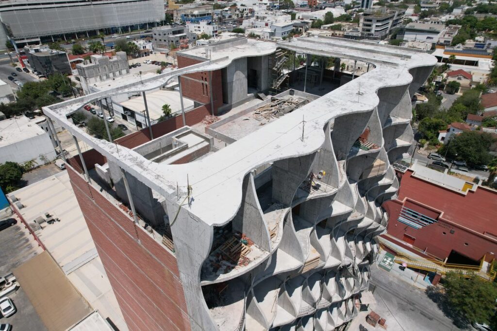 Luna Park tower by DONIS, Monterrey